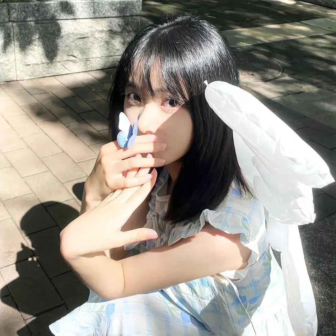 红天鹅